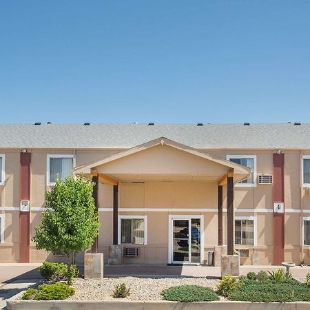 Hotel Super 8 By Wyndham Limon Esterno foto